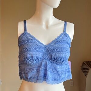 Wild Fable Bubble Lace Cropped Cami Bra Adjustable Strap Pullover Light Blue.